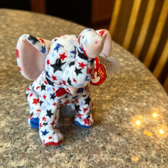 “Righty” beanie babies elephant - Picture 1 of 7